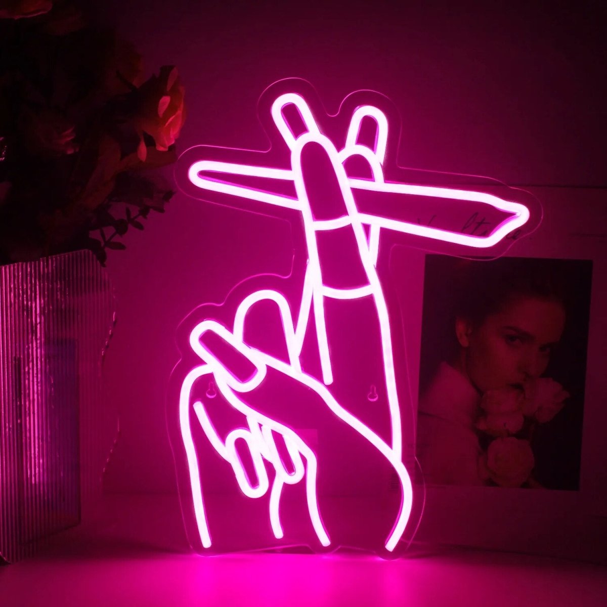 "GIRL SESH" NEONS SIGN - Light Your Way