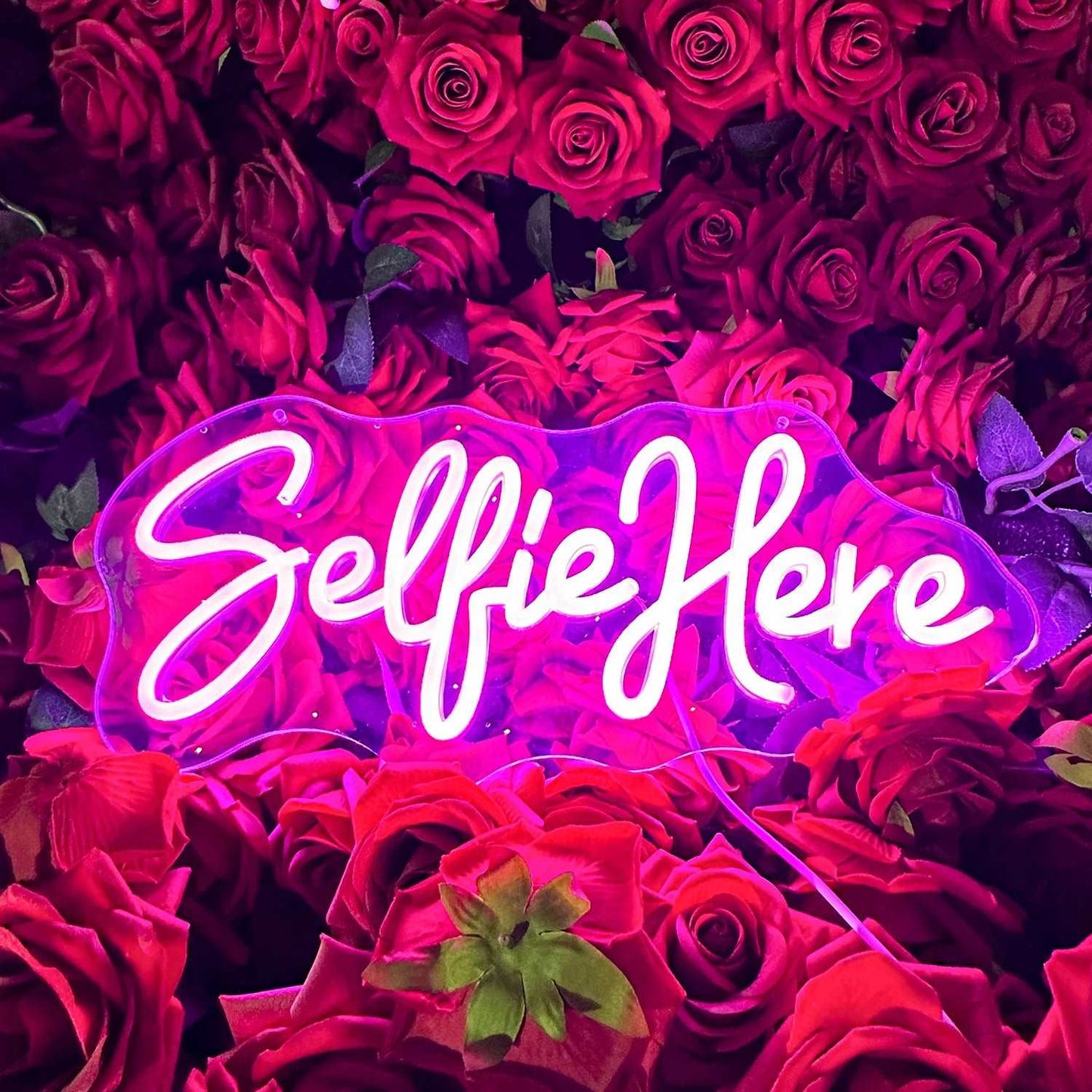 "SELFIE HERE" NEON SIGN