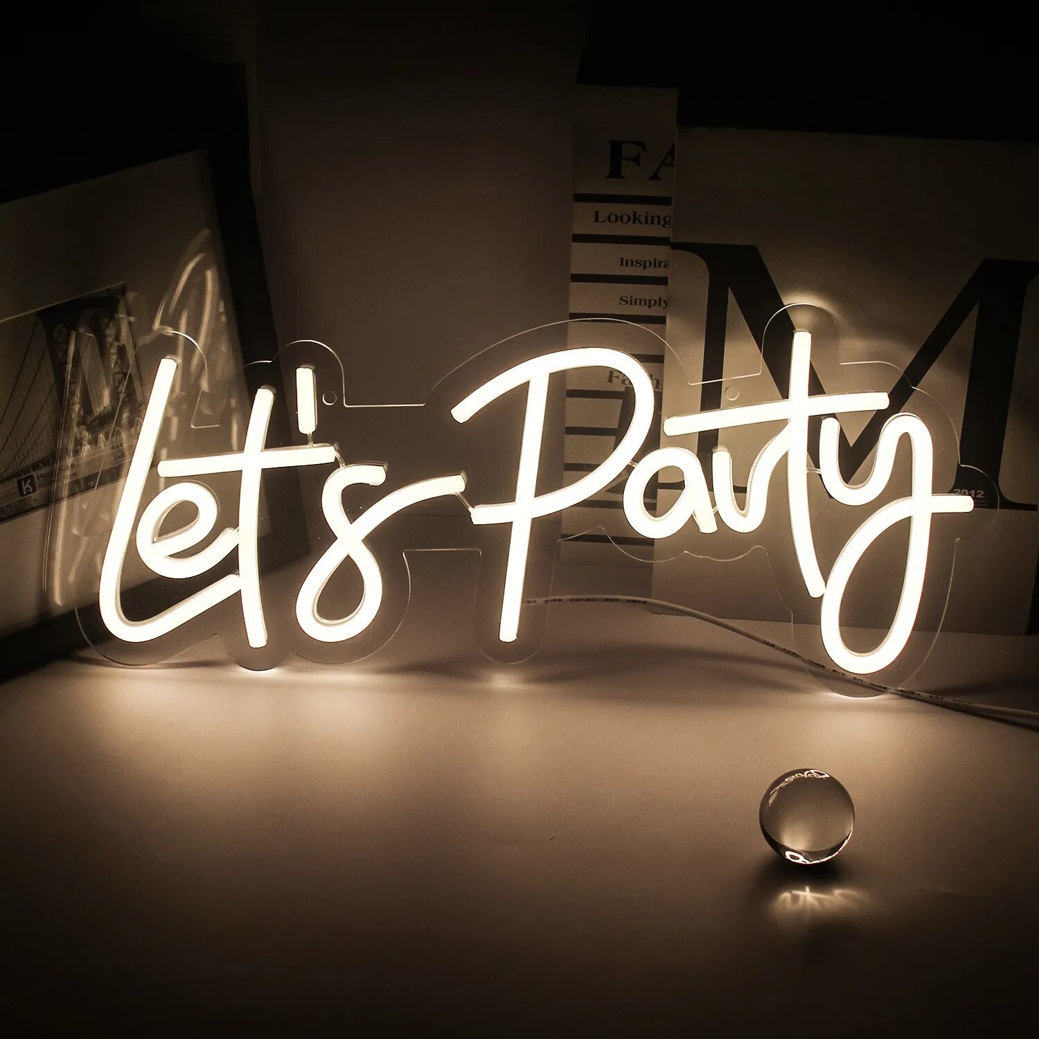 "LET'S PARTY" NEON SIGN